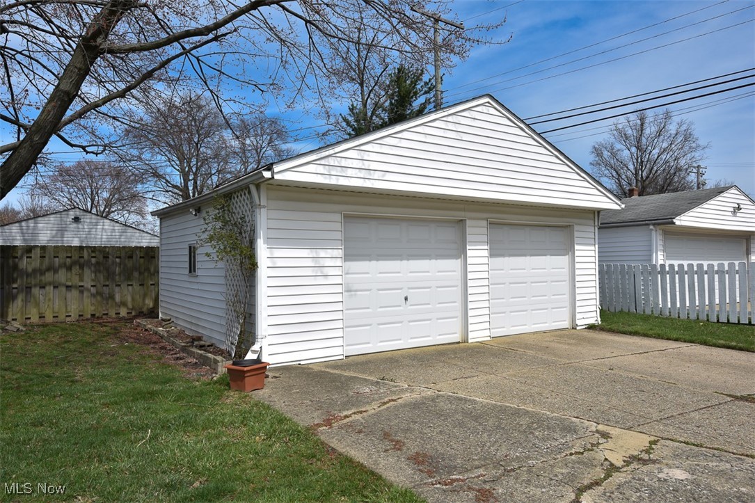 28931 Edgewood Drive, Willowick, Ohio image 40