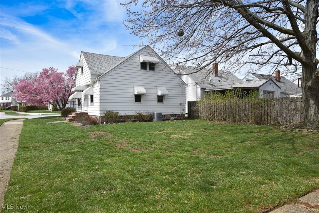 28931 Edgewood Drive, Willowick, Ohio image 38