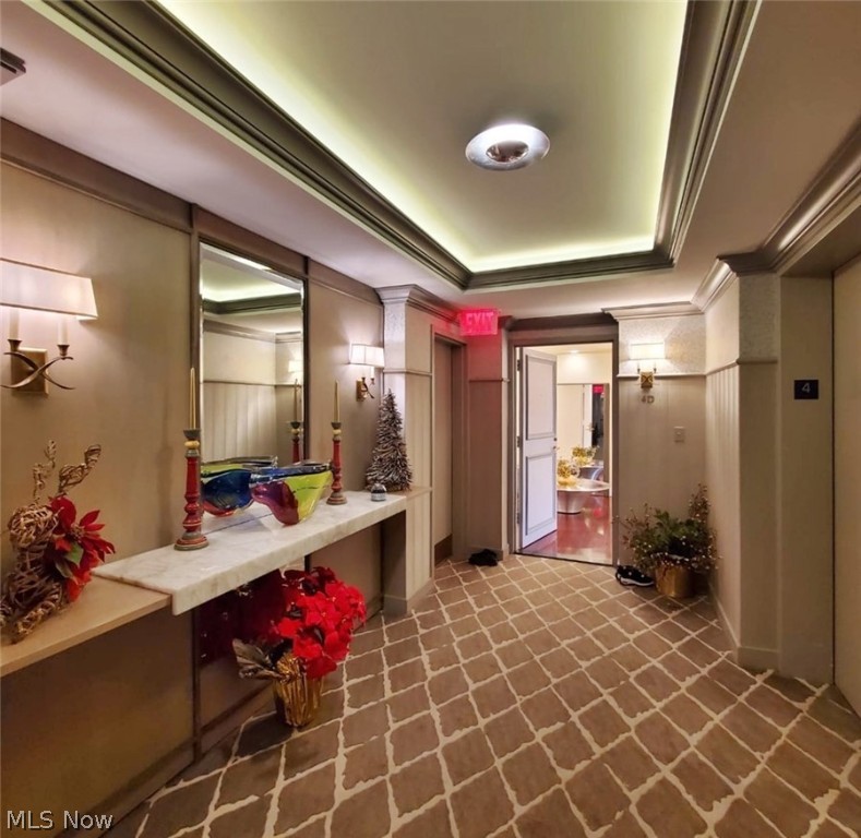 Bratenahl Place Condominiums - Residential