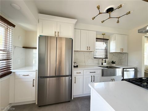 Tiny photo for 15305 Steinway Boulevard, Maple Heights, OH 44137 (MLS # 5209939)