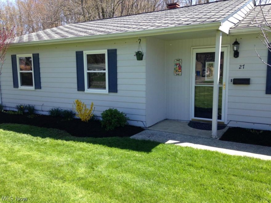 Fresh-n-Clean with a Country View. Beautiful ranch home situated on a quiet tree-lined street, surrounded by a large fenced yard with a wide-open feel. Move right in to this freshly-painted home with lots of elbow room and bright spacious living and family rooms with expansive windows. New windows, stove, microwave & dishwasher 2012, updated bath 2012, all new carpeting 2014, roof 2006, washer 2008 and furnace 2000. Several ceiling fans throughout and a family-sized kitchen with all appliances including washer & dryer. Huge oversized two-car garage and a fabulous view of acres of open space behind the home. Walk to convenience shopping and beautiful South Central Park.