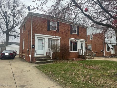 381 E 250th Street, Euclid, OH 44132 - MLS#: 5111316