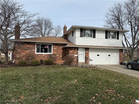 13540 Indian Creek Drive, Middleburg Heights, OH 44130 - #: 5100541
