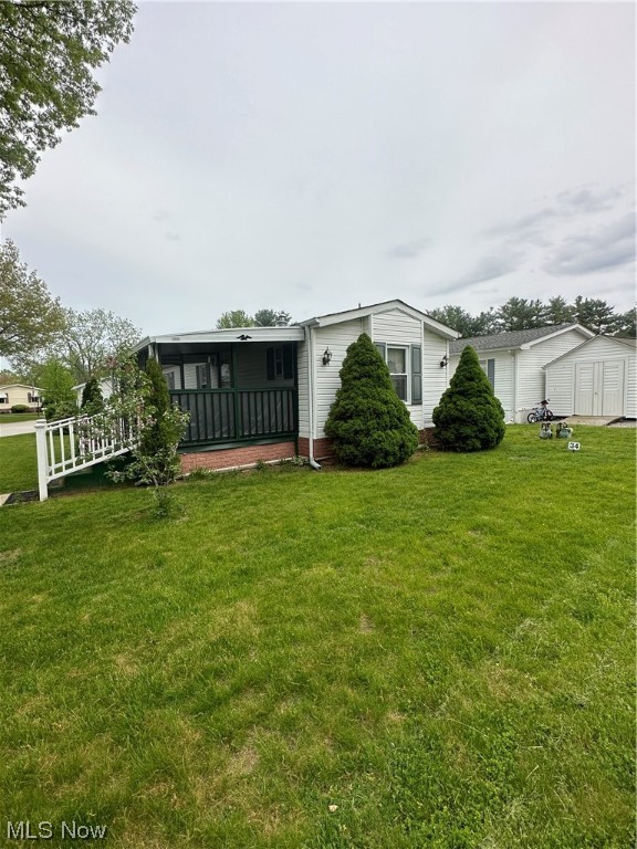 Navarre Village MHC - Residential