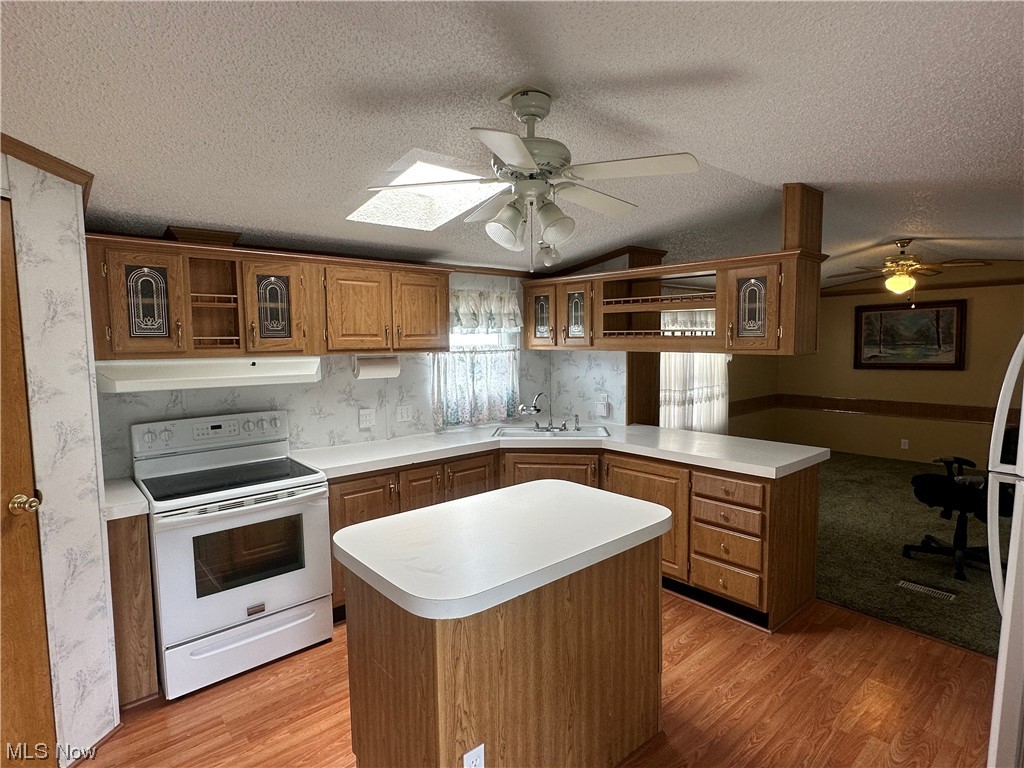 Navarre Village MHC - Residential