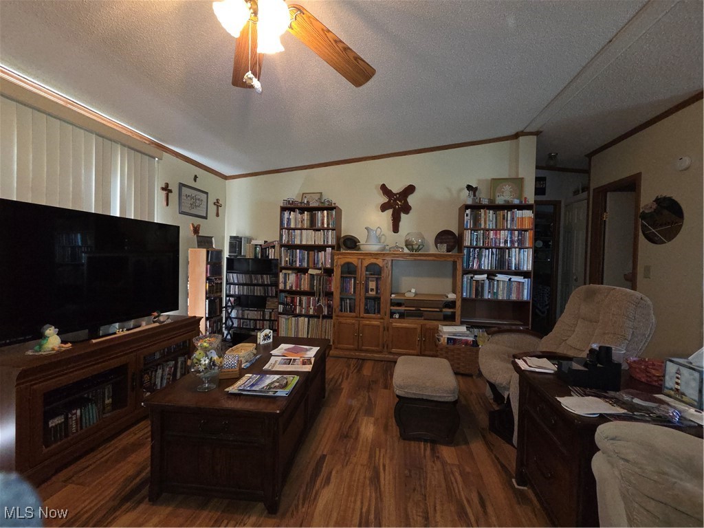 61701 Wintergreen Road, Lore City, Ohio image 18