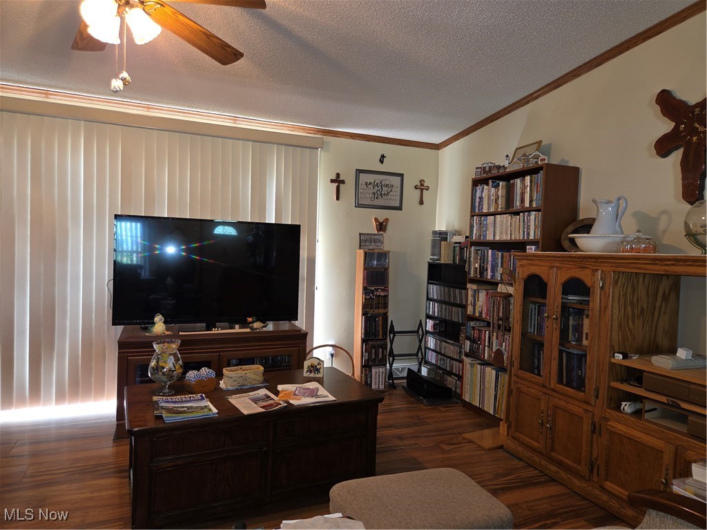 61701 Wintergreen Road, Lore City, Ohio image 16