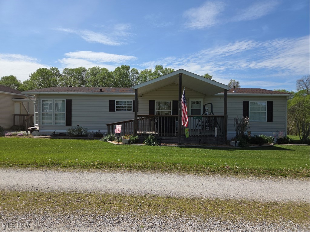 61701 Wintergreen Road, Lore City, Ohio image 1