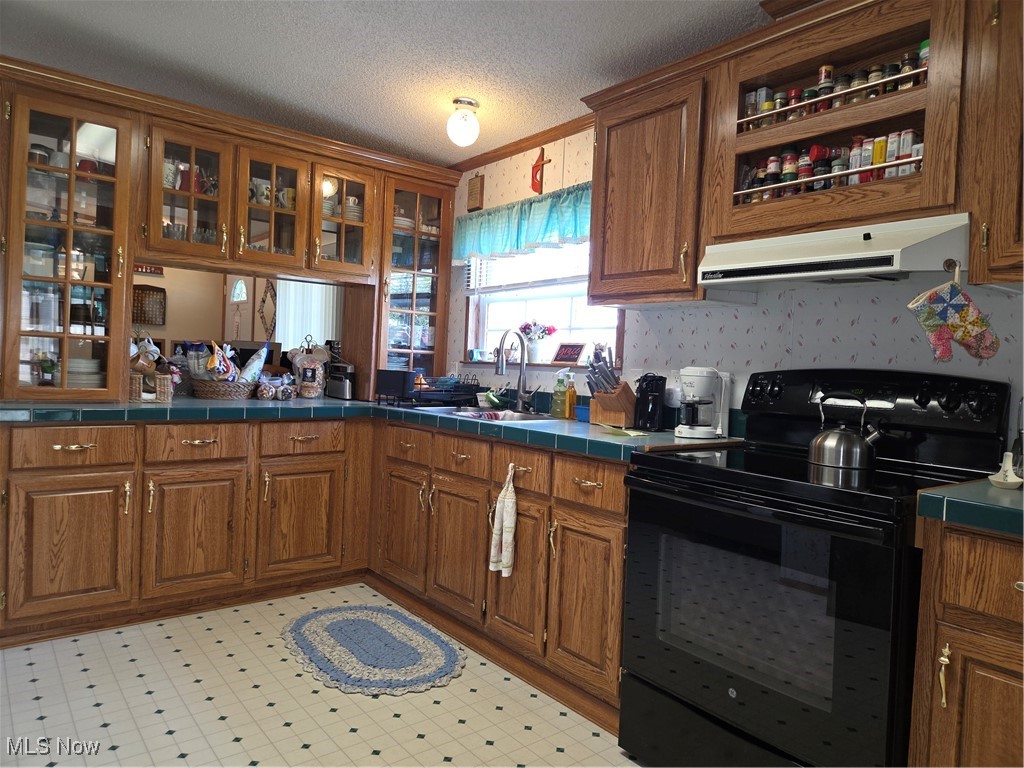 61701 Wintergreen Road, Lore City, Ohio image 7