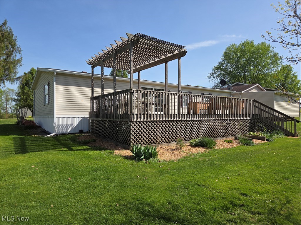 61701 Wintergreen Road, Lore City, Ohio image 3