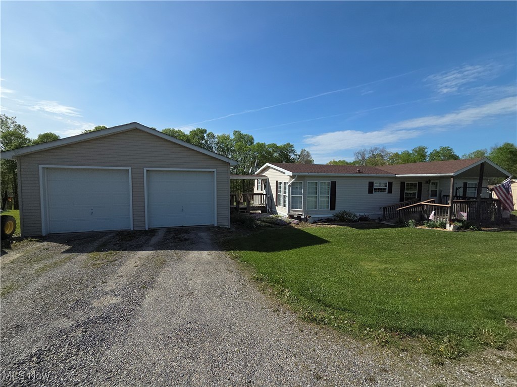 61701 Wintergreen Road, Lore City, Ohio image 4