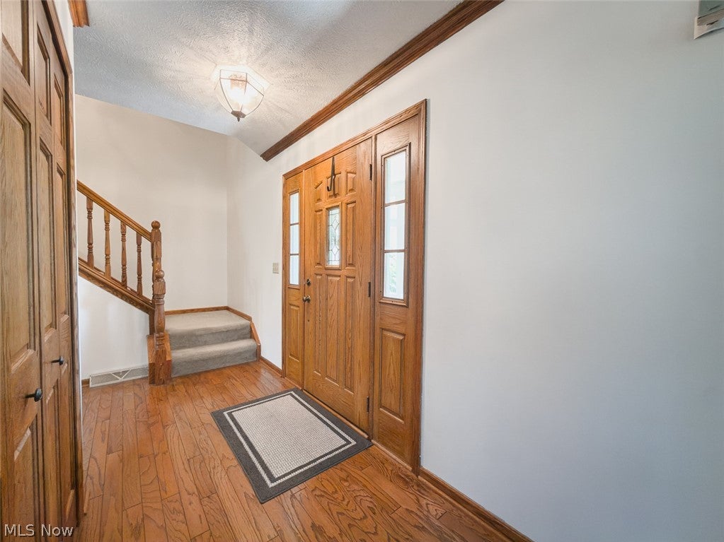 Photo of 2919 Pine Trails Circle, Hudson, OH 44236 (MLS # 5220610)
