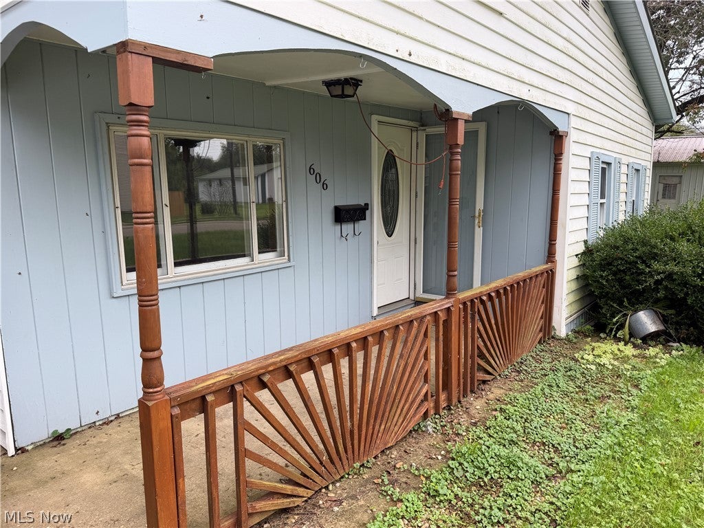 606 E First Street