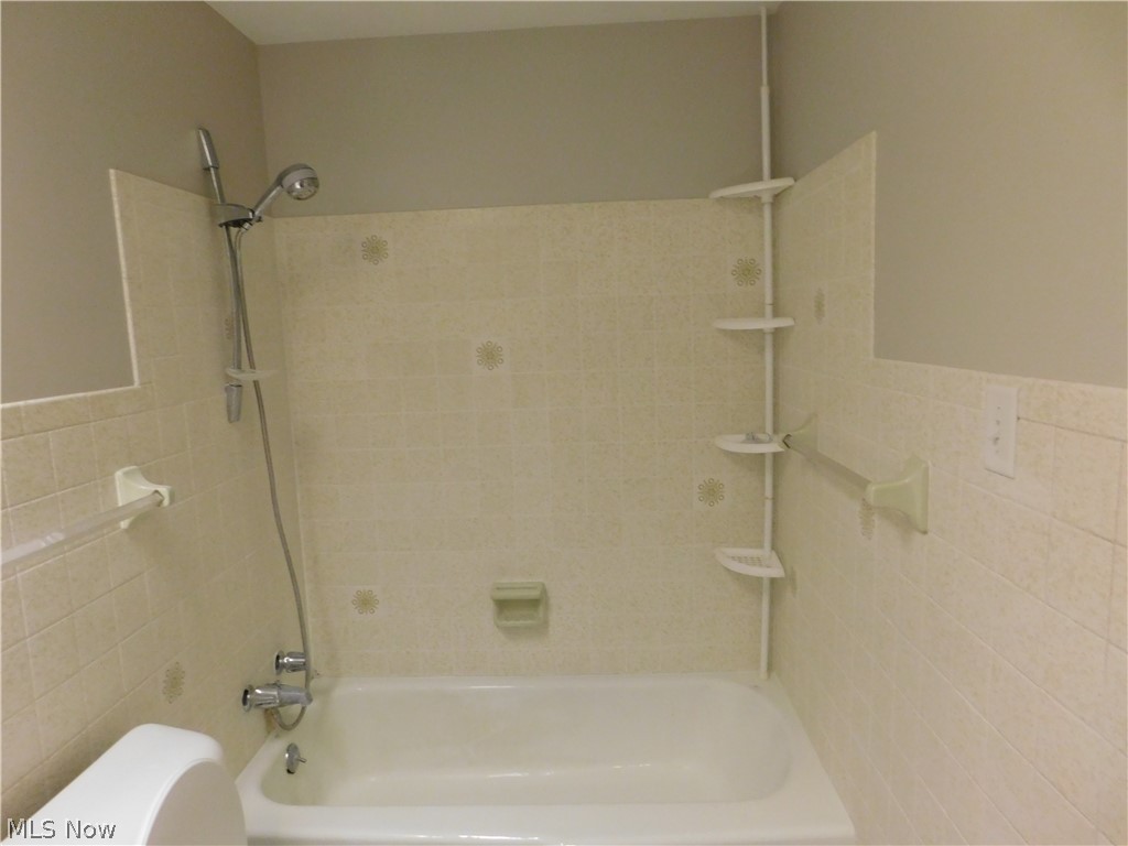 Benjamin White Farm - Residential Lease