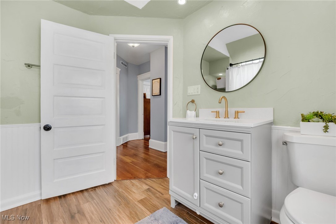 1443 Olivewood Avenue, Lakewood, Ohio image 35