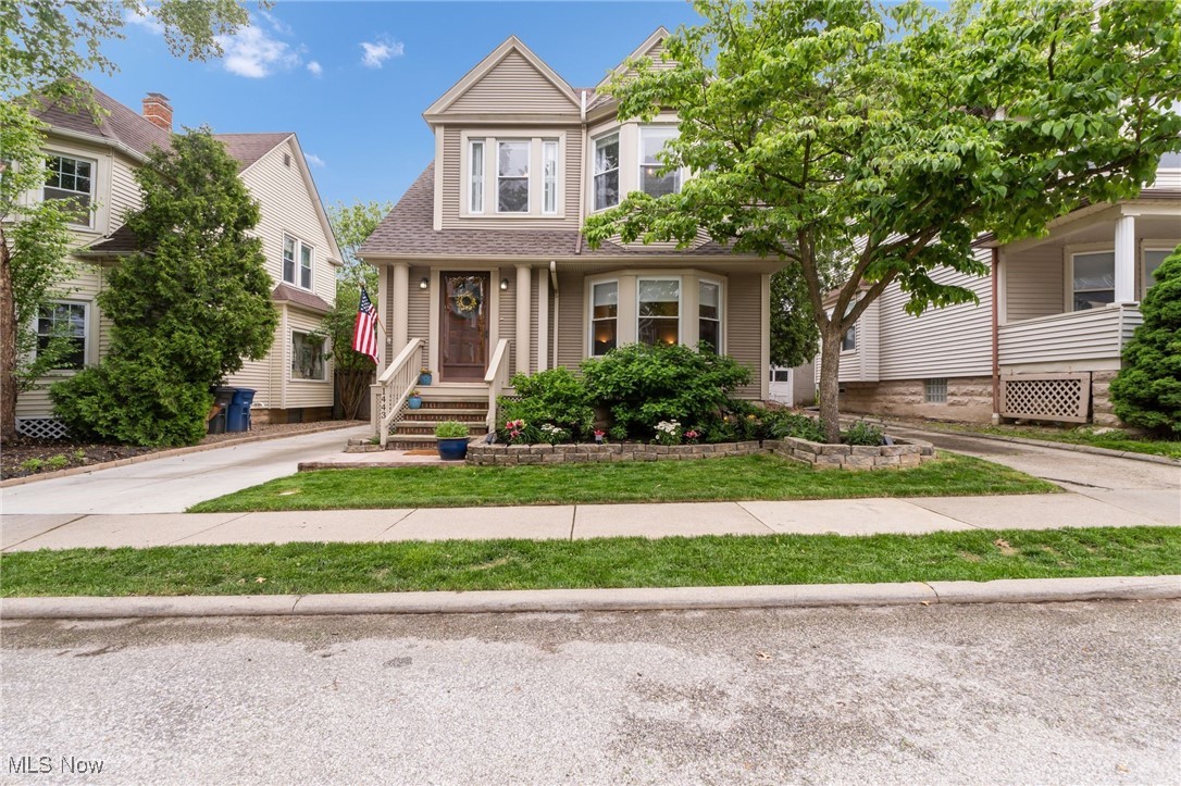 1443 Olivewood Avenue, Lakewood, Ohio image 13