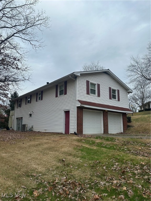 1929 Maple Drive, Zanesville, Ohio image 4