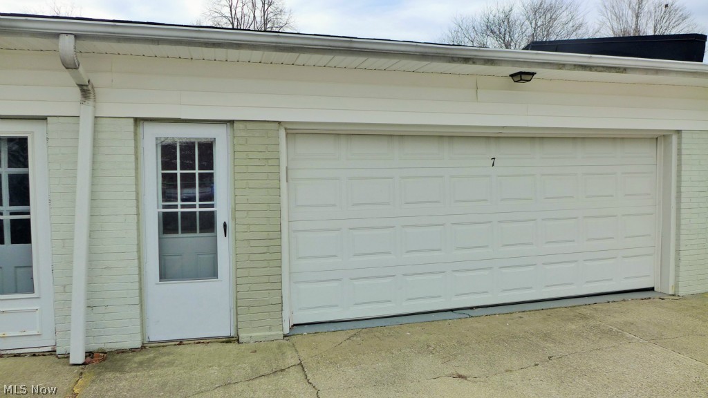 Meadowlawn Condo - Residential Lease