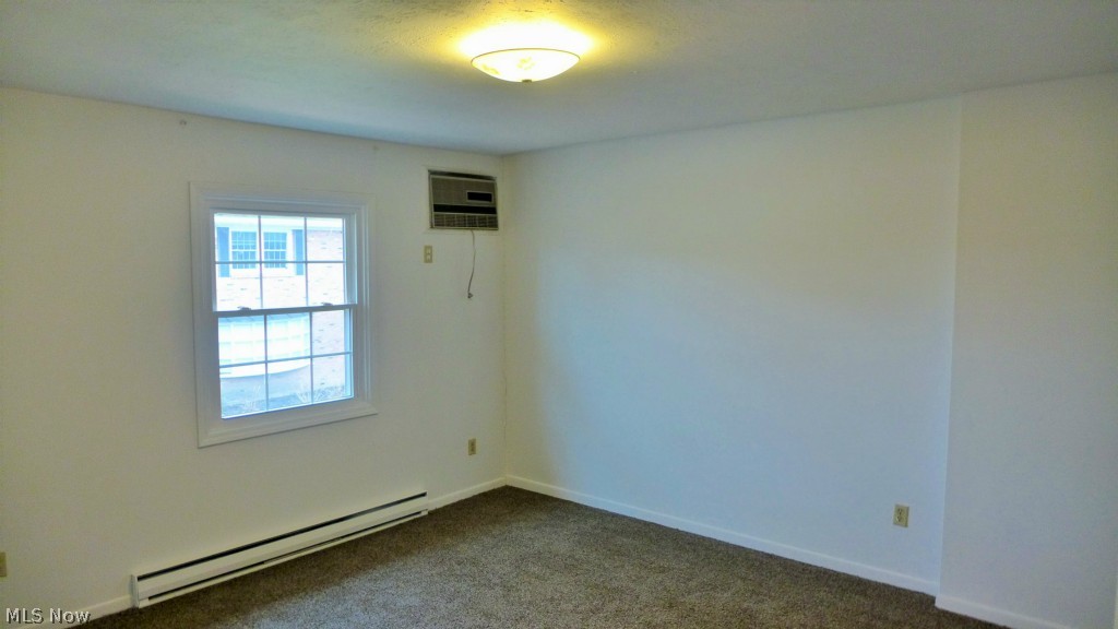 Meadowlawn Condo - Residential Lease