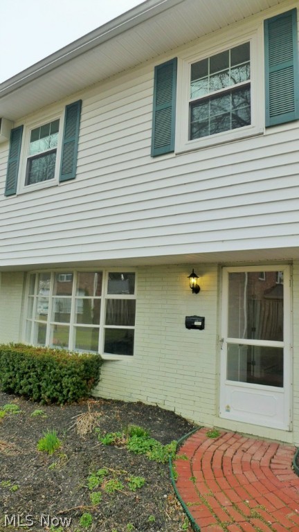 Meadowlawn Condo - Residential Lease