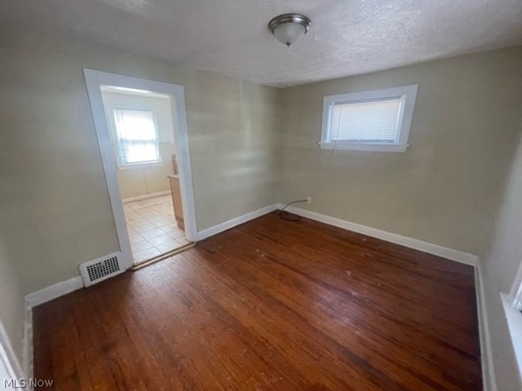 Photo of 11714 Gay Avenue, Cleveland, OH 44105 (MLS # 5214896)