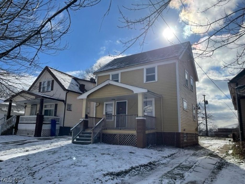 Photo of 11714 Gay Avenue, Cleveland, OH 44105 (MLS # 5214896)