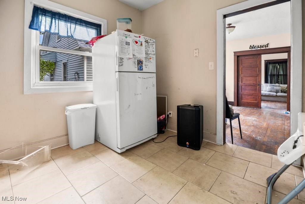 Cleveland, Ohio 44102, United States, 4 Bedrooms Bedrooms, ,2 BathroomsBathrooms,Residential,Active,200752