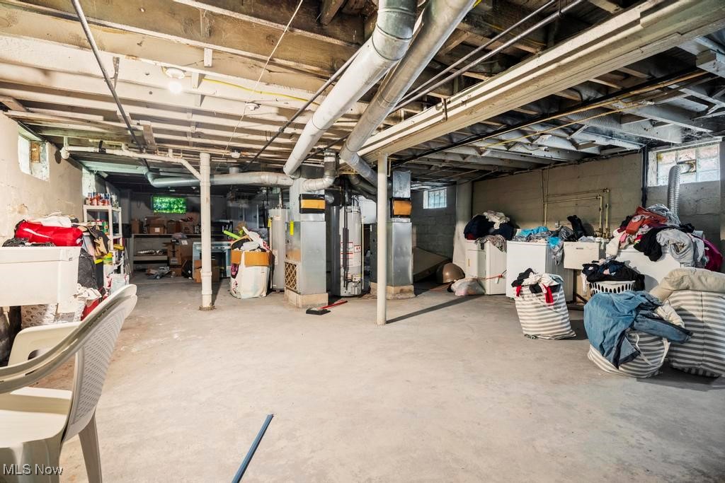 Cleveland, Ohio 44102, United States, 4 Bedrooms Bedrooms, ,2 BathroomsBathrooms,Residential,Active,200752