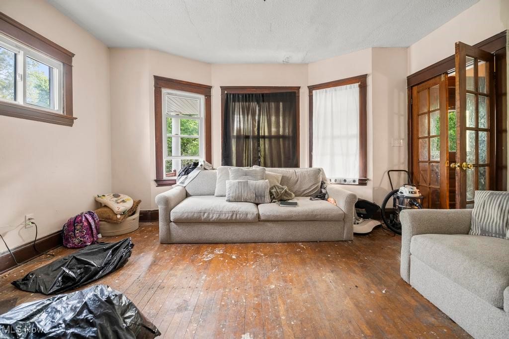 Cleveland, Ohio 44102, United States, 4 Bedrooms Bedrooms, ,2 BathroomsBathrooms,Residential,Active,200752