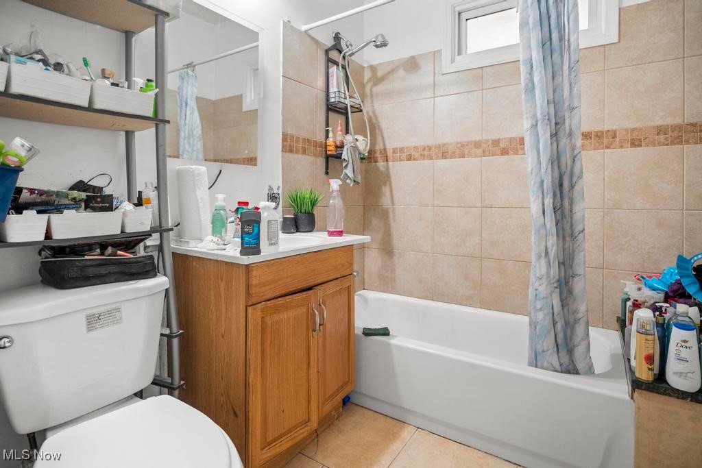 Cleveland, Ohio 44102, United States, 4 Bedrooms Bedrooms, ,2 BathroomsBathrooms,Residential,Active,200752