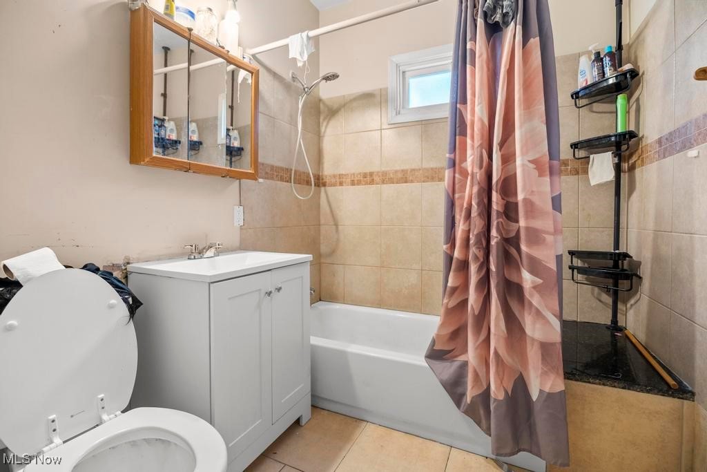 Cleveland, Ohio 44102, United States, 4 Bedrooms Bedrooms, ,2 BathroomsBathrooms,Residential,Active,200752