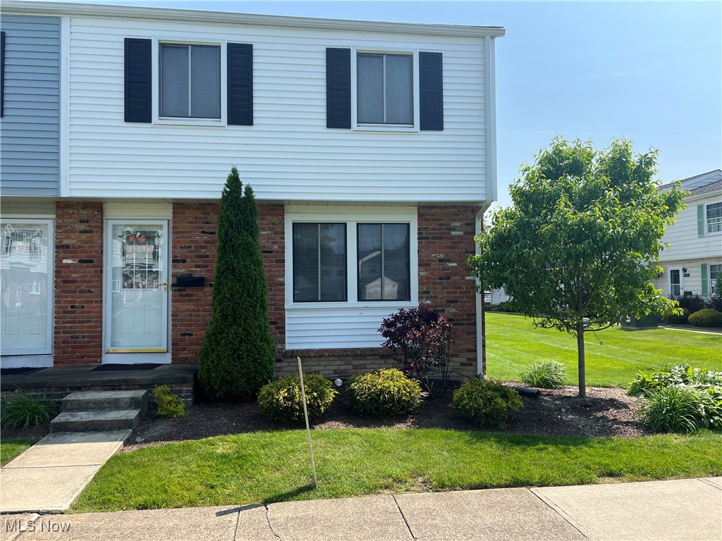 7426 Duke Court, Mentor, Ohio image 1