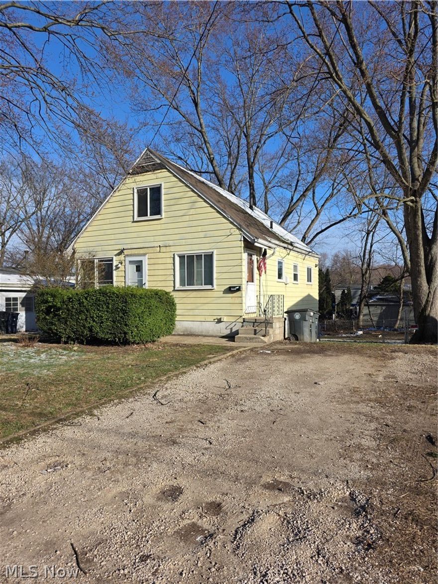 Investor special with endless potential! This property is a true fixer-upper, ready for a complete renovation from top to bottom. Ideal for investors or buyers looking to bring their vision to life, the home offers a solid footprint and layout with the opportunity to customize every detail. Whether you’re looking to flip, rent, or create a home for yourself,  this is your chance to add value and build equity. Property is being sold as-is—bring your ideas, tools, and imagination!