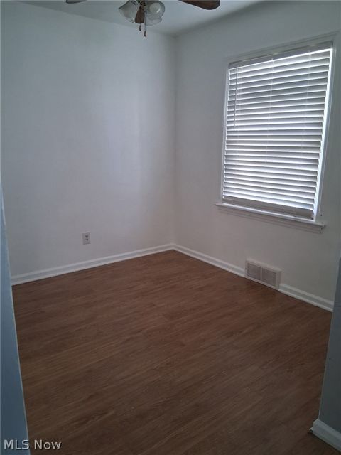 Tiny photo for 388 E 330th Street, Willowick, OH 44095 (MLS # 5197878)