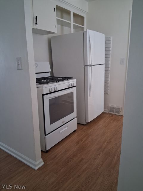 Tiny photo for 388 E 330th Street, Willowick, OH 44095 (MLS # 5197878)