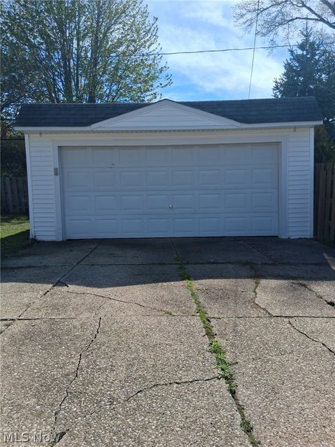 Tiny photo for 388 E 330th Street, Willowick, OH 44095 (MLS # 5197878)