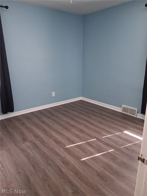 Tiny photo for 388 E 330th Street, Willowick, OH 44095 (MLS # 5197878)