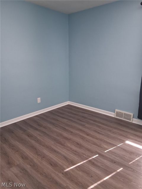 Tiny photo for 388 E 330th Street, Willowick, OH 44095 (MLS # 5197878)