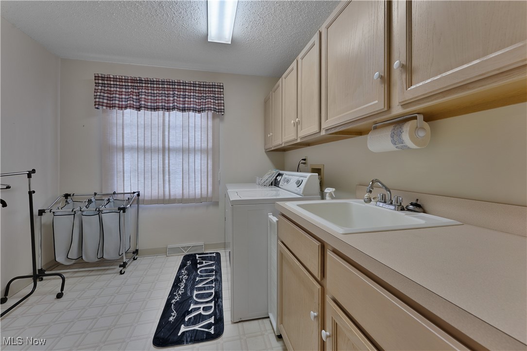 Southwestern Place Condo - Residential