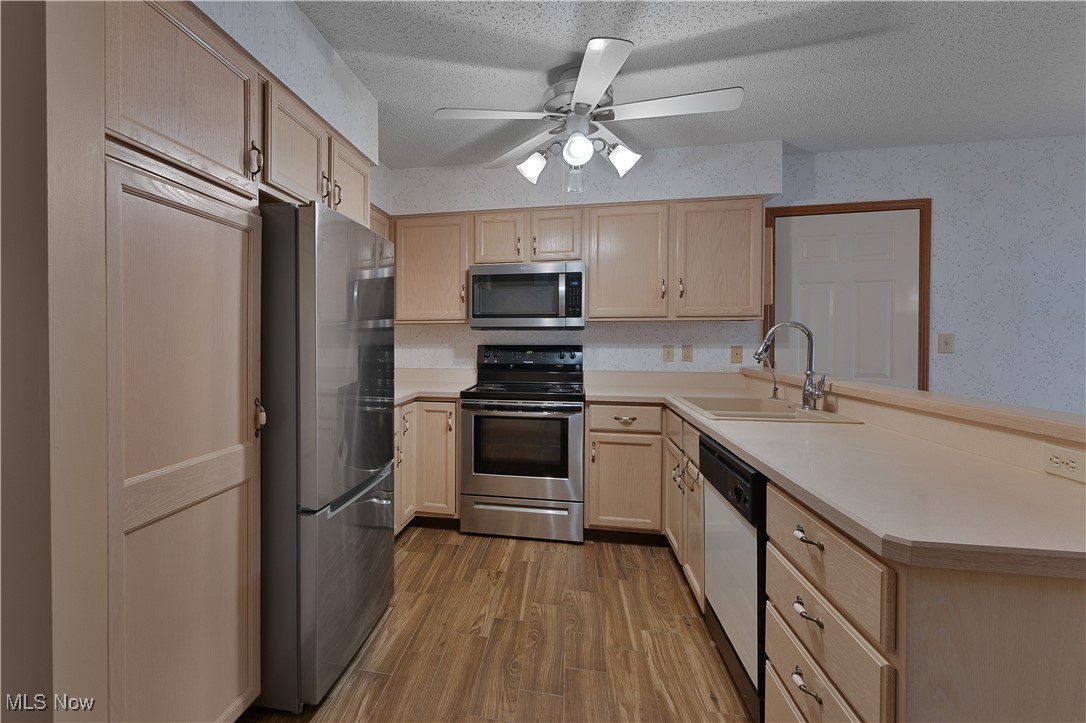 Southwestern Place Condo - Residential