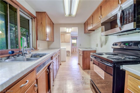 Tiny photo for 8575 Herrick Drive, Chesterland, OH 44026 (MLS # 5233358)