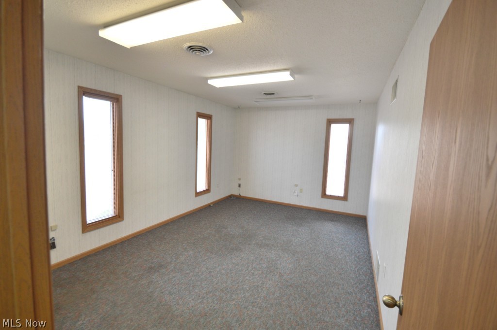 D D Davis 03 - Commercial Lease