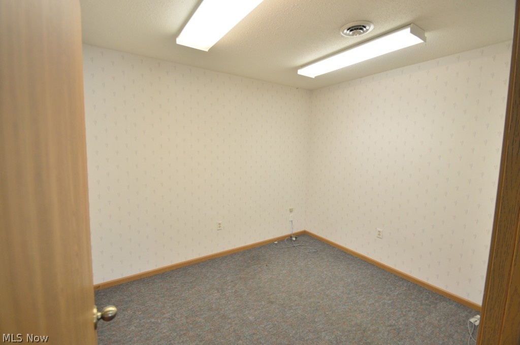 D D Davis 03 - Commercial Lease