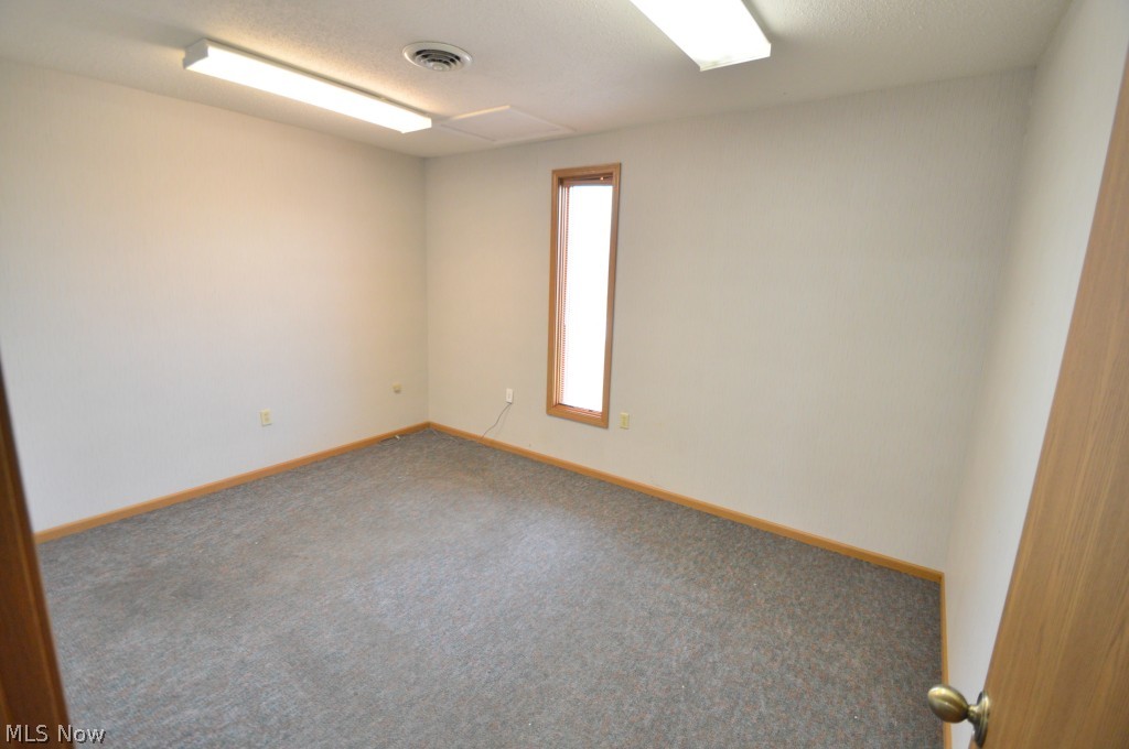 D D Davis 03 - Commercial Lease