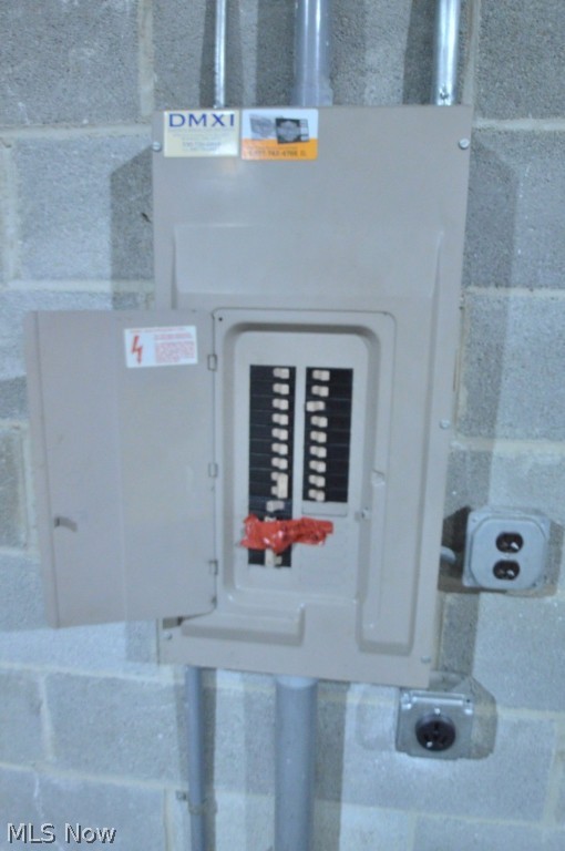 D D Davis 03 - Commercial Lease