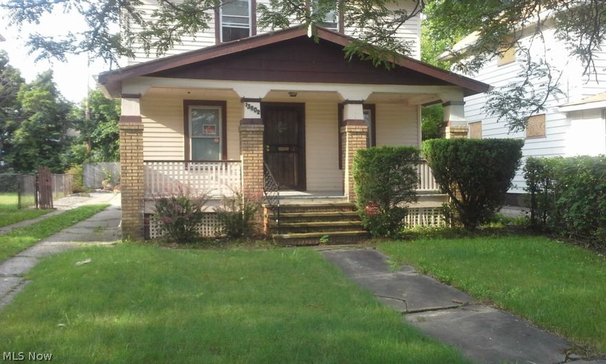 Three bedroom Colonial has formal living and dining room, eat-in kitchen. Full basement, large porch.