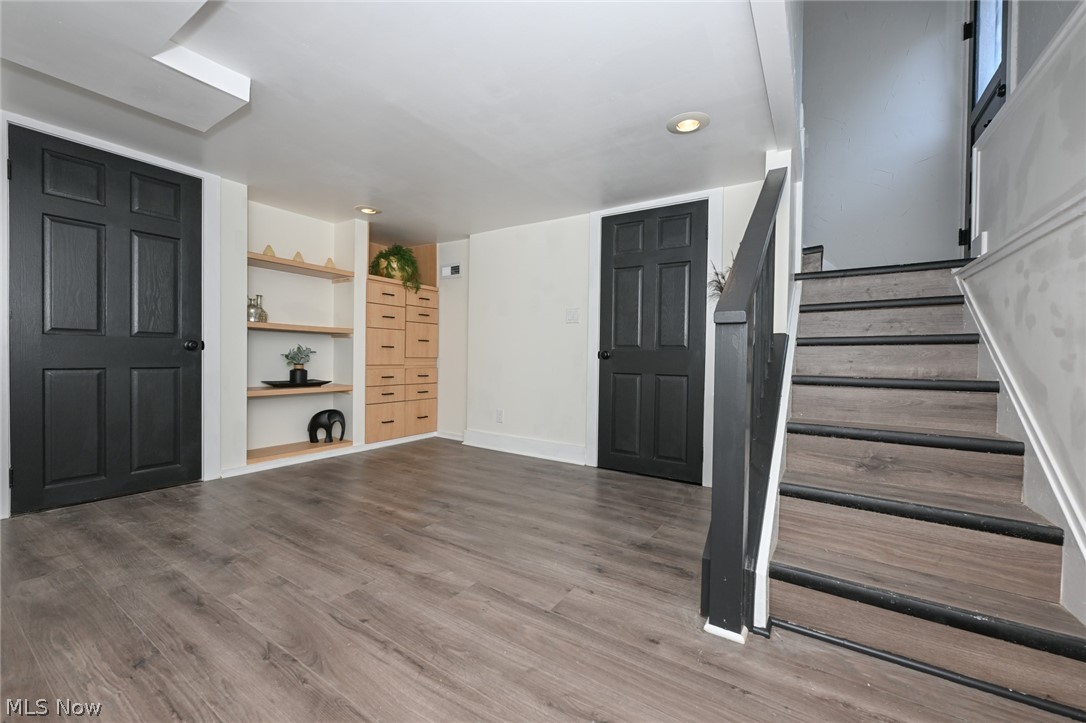 Lorain Villas - Residential