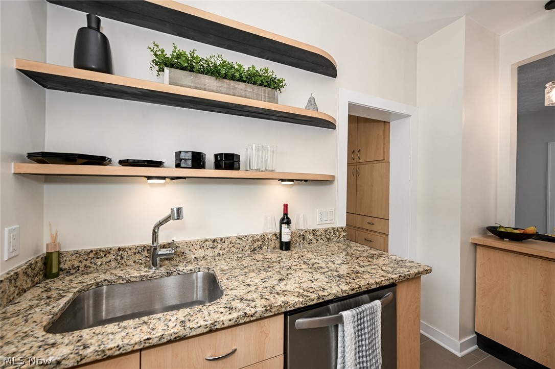 Lorain Villas - Residential