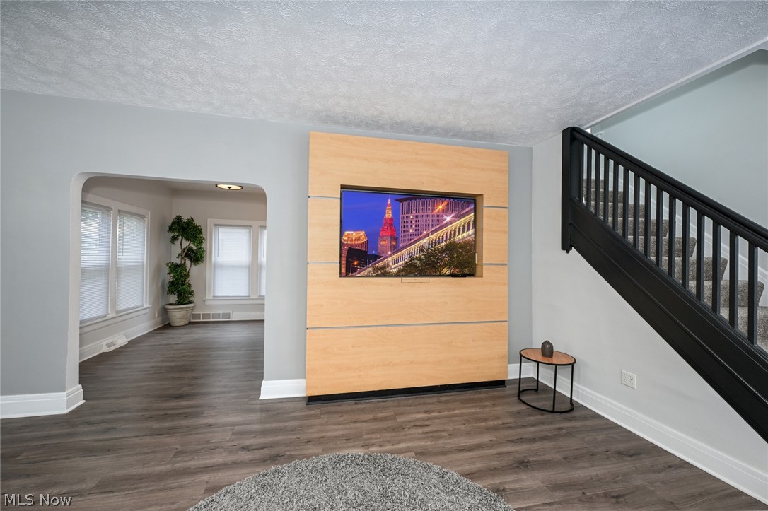 Lorain Villas - Residential