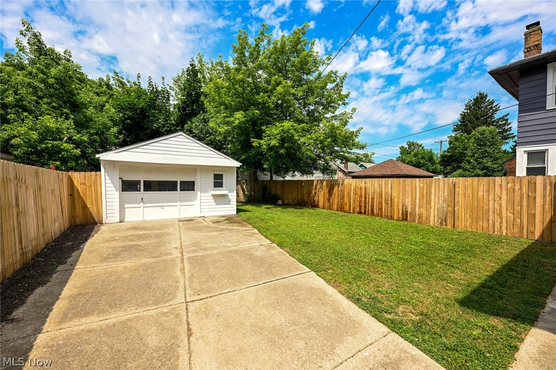 Lorain Villas - Residential